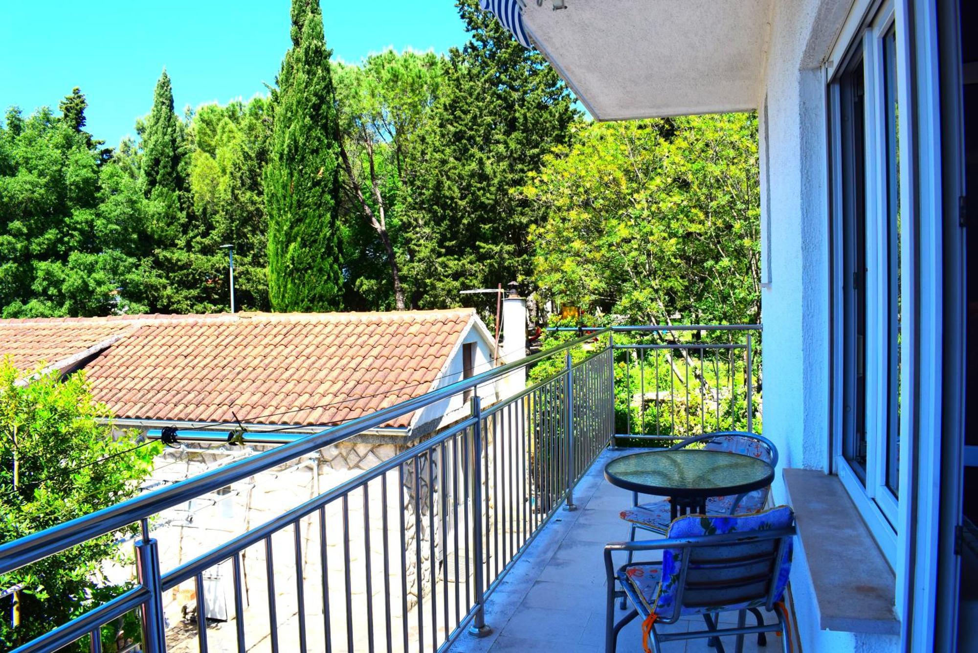 Apartments Milica Malinska Quarto foto